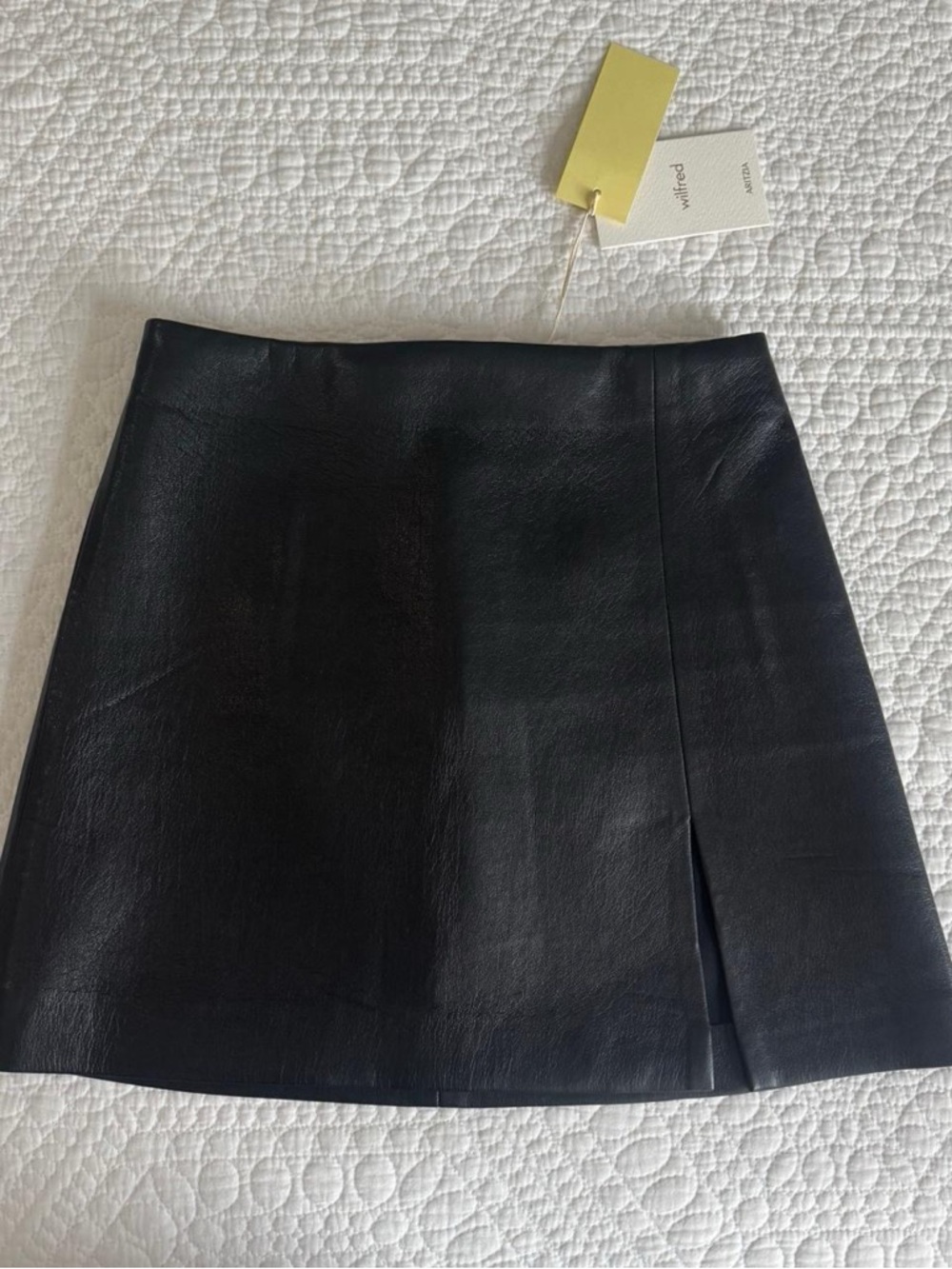 NWT Aritzia Tatiana High-waisted vegan leather mini skirt w/ Side Slit Black 00